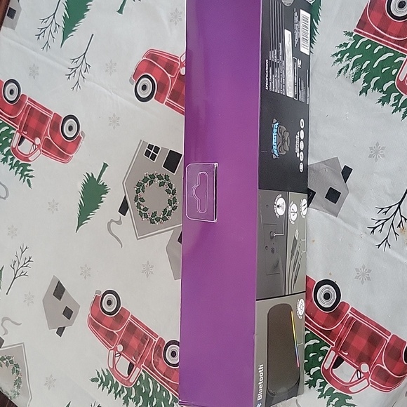 NIB Bugha LED gaming sound bar. Bluetooth compatible with PC. Color black. - Picture 6 of 6